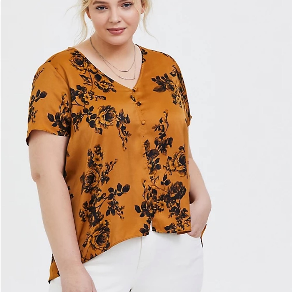 Torrid Marigold and floral Satin button blouse
